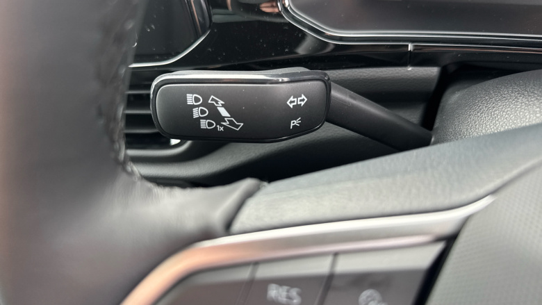 Volkswagen T-Roc 1.0 TSI 115 Style Design 5dr Petrol Hatchback